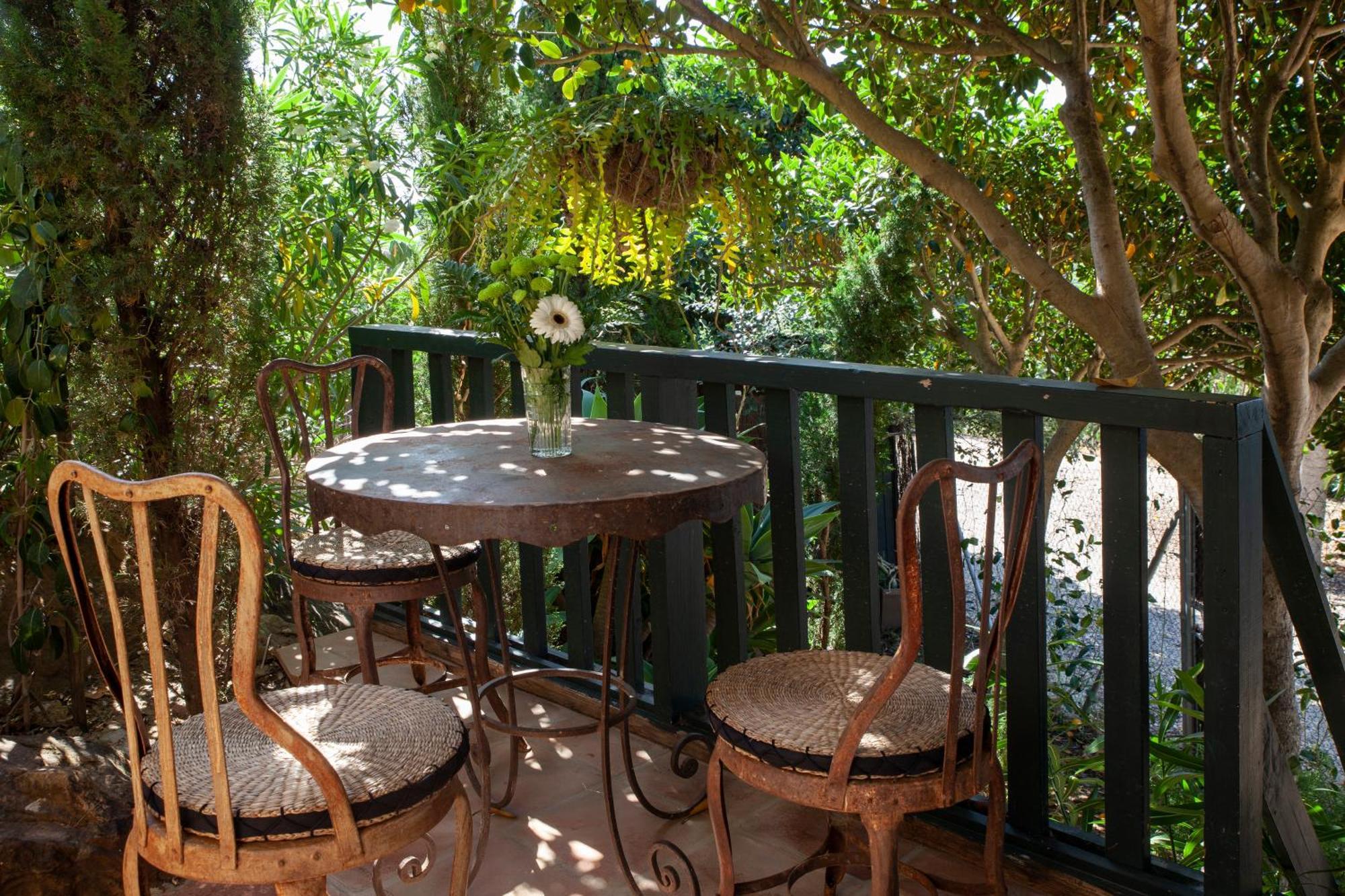 Love Garden โบโลเนีย ภายนอก รูปภาพ